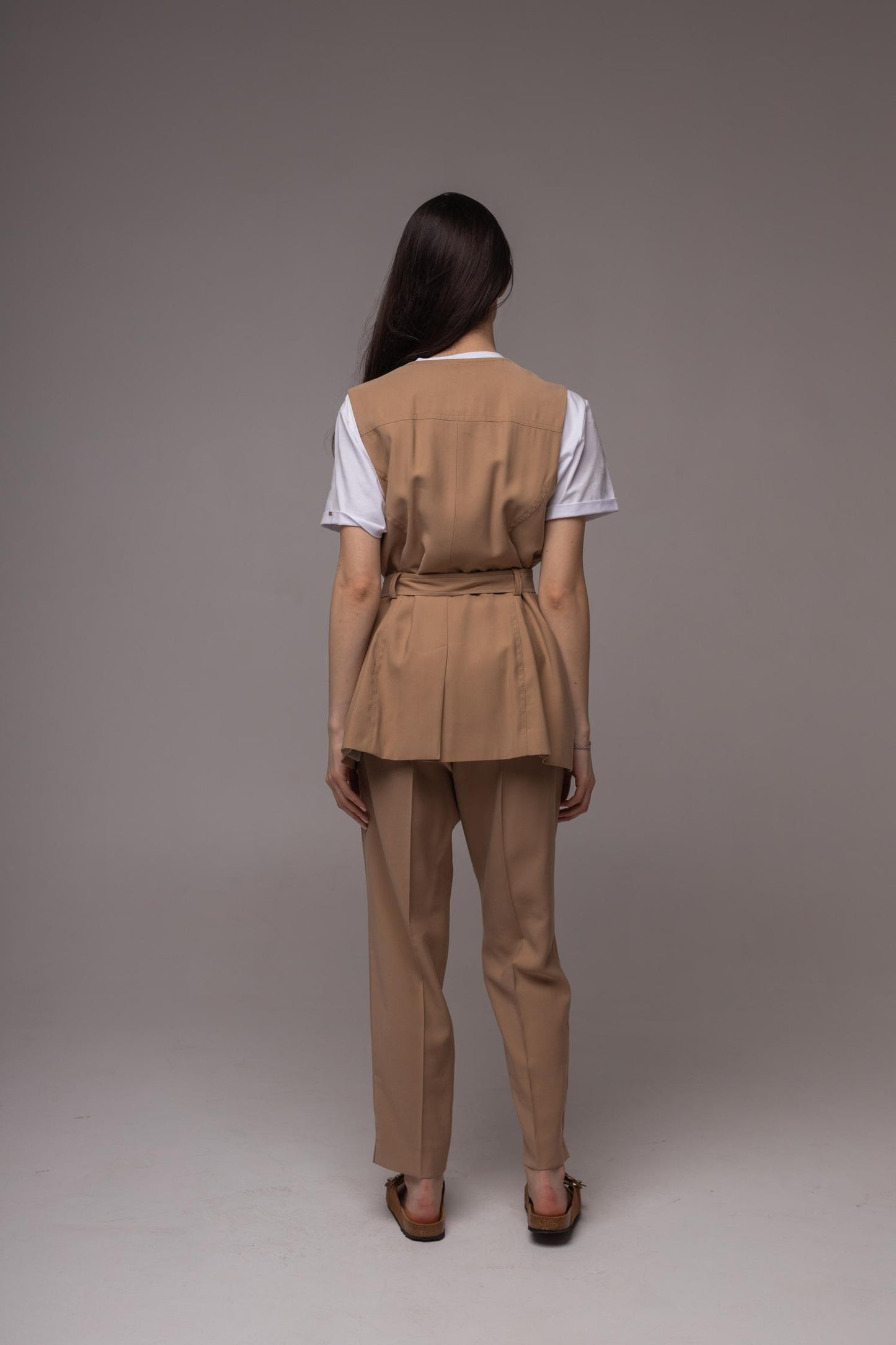 Vest DP-31 Beige